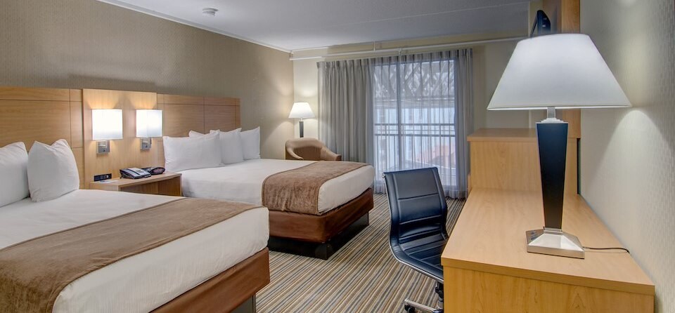 Marlborough Hotel Accommodations - King Bed